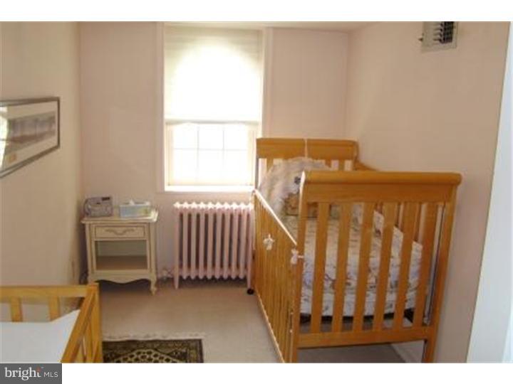 204 Hewett Road Wyncote, PA 19095 - Photo 17 of 25 Bedroom 4