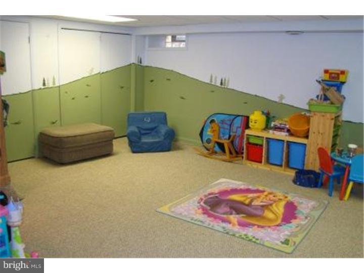204 Hewett Road Wyncote, PA 19095 - Photo 19 of 25 Basement - Finished