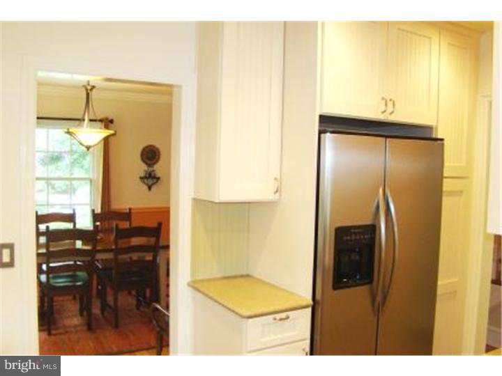 204 Hewett Road Wyncote, PA 19095 - Photo 10 of 25 Kitchen