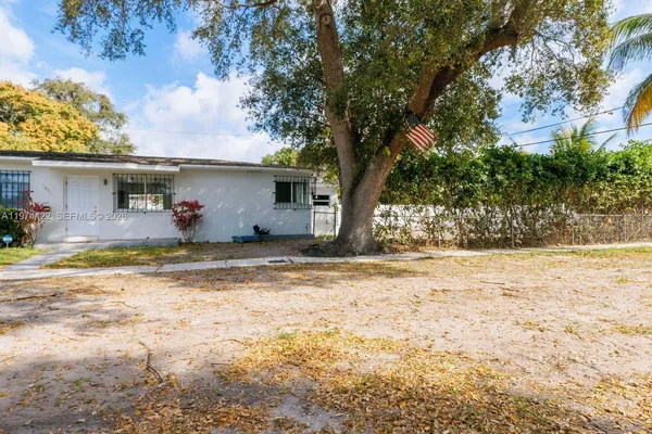 $2,500 | 1301 Northeast 153rd Street, North Miami Beach, FL 33162