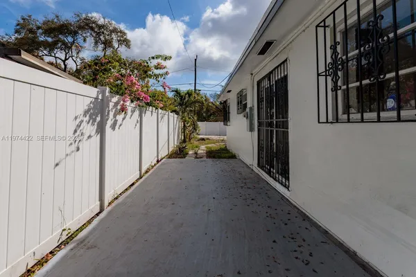 $2,500 | 1301 Northeast 153rd Street, North Miami Beach, FL 33162