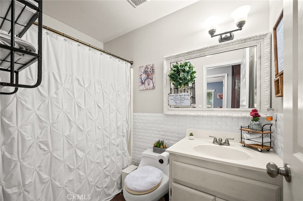 12827 Tamiani Road Apple Valley, CA 92308 - Photo 24 of 46