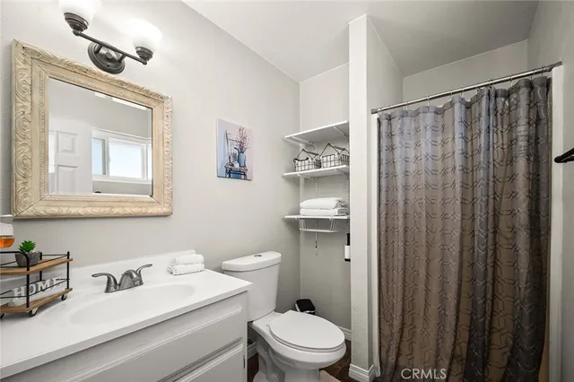 $389,999 | 12827 Tamiani Road, Apple Valley, CA 92308