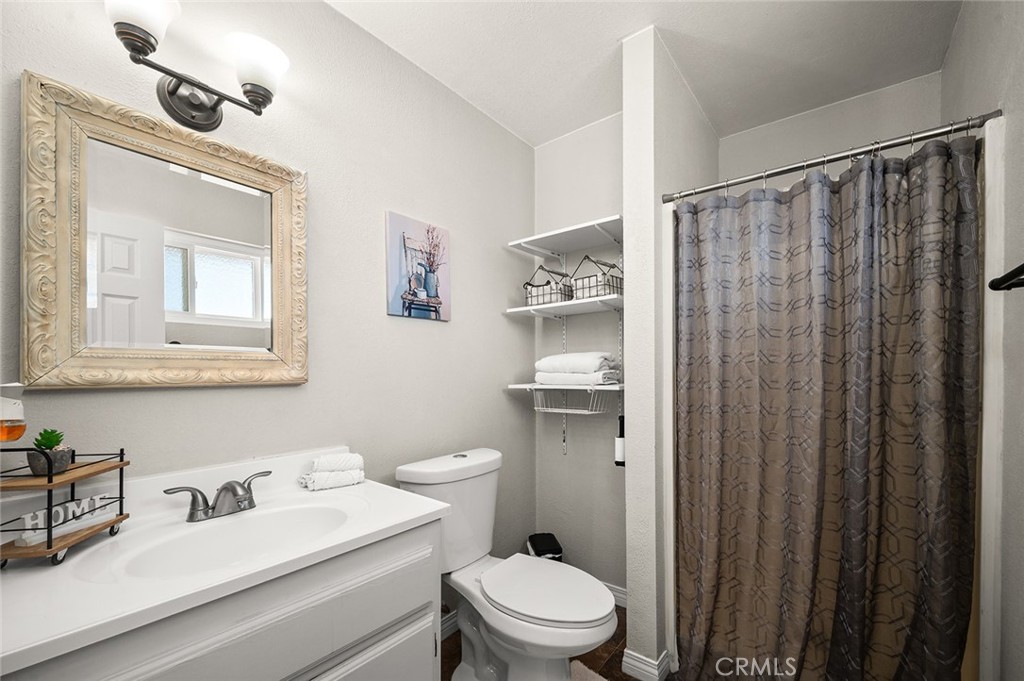 12827 Tamiani Road Apple Valley, CA 92308 - Photo 28 of 46