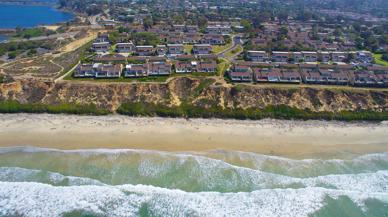 1860 Parliament Road Encinitas, CA 92024 - Photo 9 of 21 Gallery Image 9