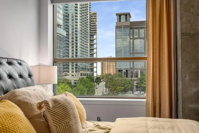 $359,900 | 115 West Peachtree Place Northwest, Unit 615, Atlanta, GA 30313