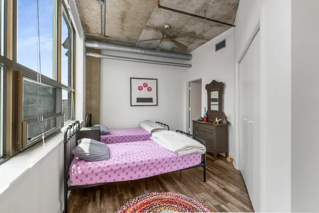 $359,900 | 115 West Peachtree Place Northwest, Unit 615, Atlanta, GA 30313