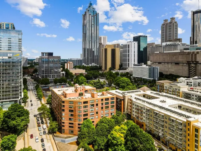 $359,900 | 115 West Peachtree Place Northwest, Unit 615, Atlanta, GA 30313