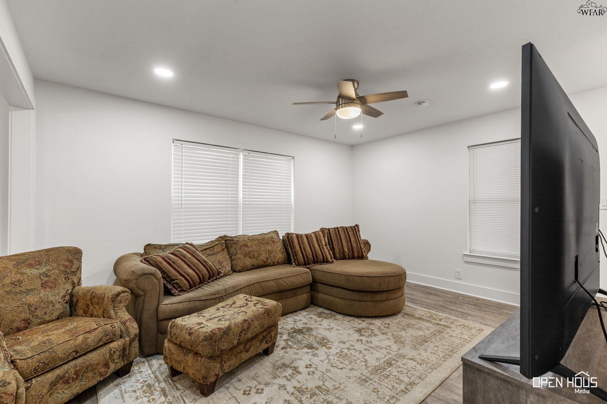 4918 George Street Wichita Falls, TX 76302 - Photo 5 of 31 Gallery Image 5