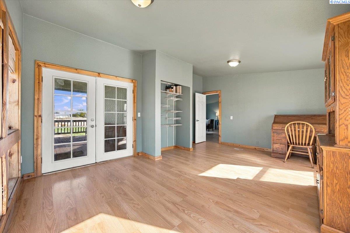 165 Hanson Loop Burbank, WA 99323 - Photo 26 of 42 Gallery Image 26