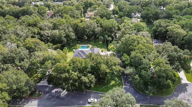 $879,900 | 1545 Covered Bridge Drive, Deland, FL 32724