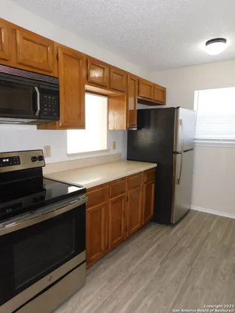 $1,595 | 9006 Roquefort, San Antonio, TX 78250