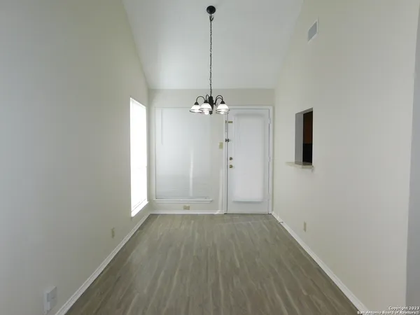 $1,595 | 9006 Roquefort, San Antonio, TX 78250