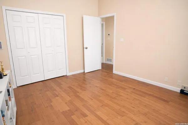 $1,350 | 8642 Fredericksburg Road, Unit 406, San Antonio, TX 78240