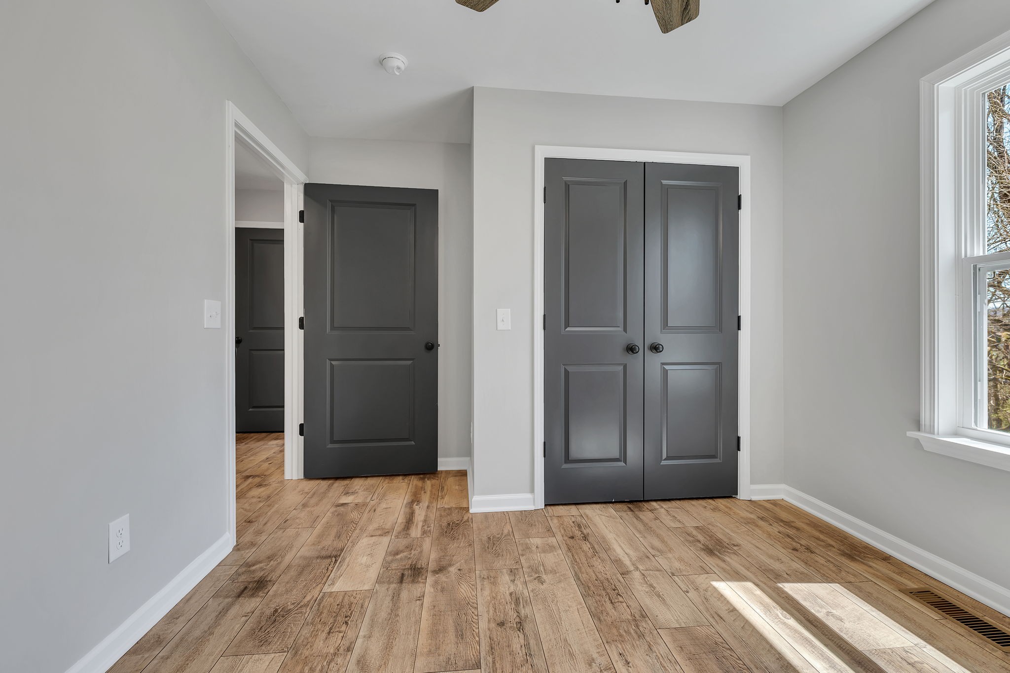 127 Lock 6 Road Hartsville, TN 37074 - Photo 30 of 35 a view of empty room