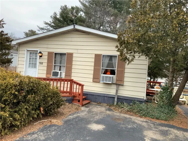 $140,000 | 58 Wright Way, Coventry, RI 02816