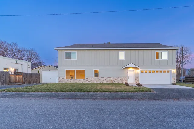 $525,000 | 101 South West Street, Unit 915 W MAIN AVE, Chewelah, WA 99109