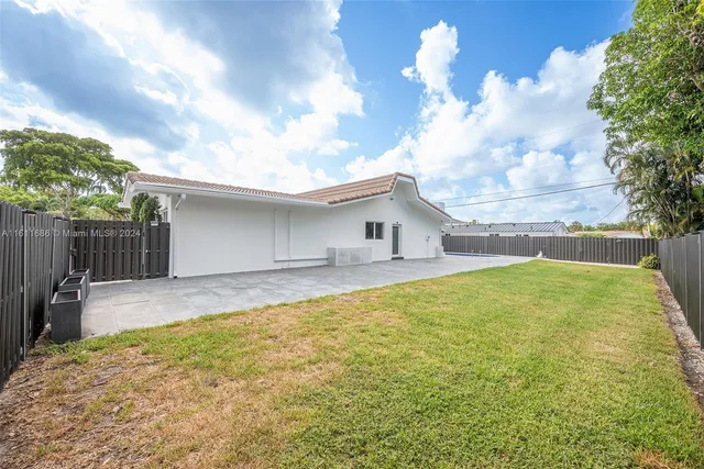 $1,980,000 | 2120 Northeast 204th Street, Miami, FL 33179