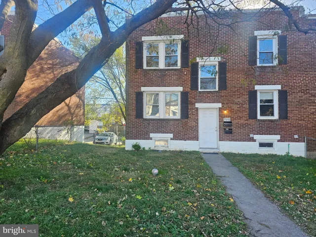 $950 | 2 Lange Street, Baltimore, MD 21224