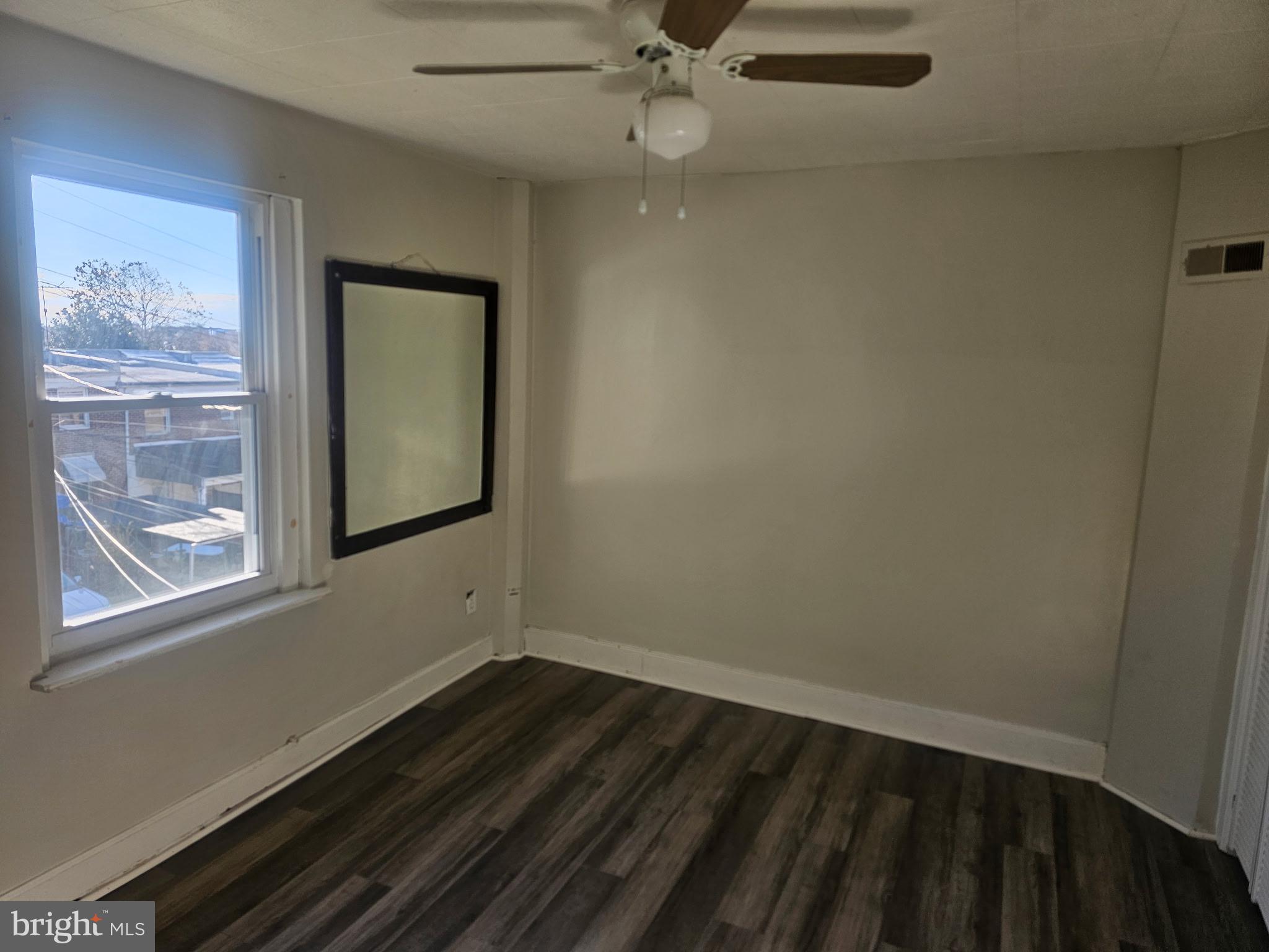 2 Lange Street Baltimore, MD 21224 - Photo 4 of 12