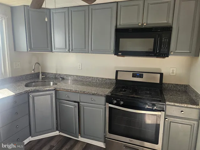 $950 | 2 Lange Street, Baltimore, MD 21224