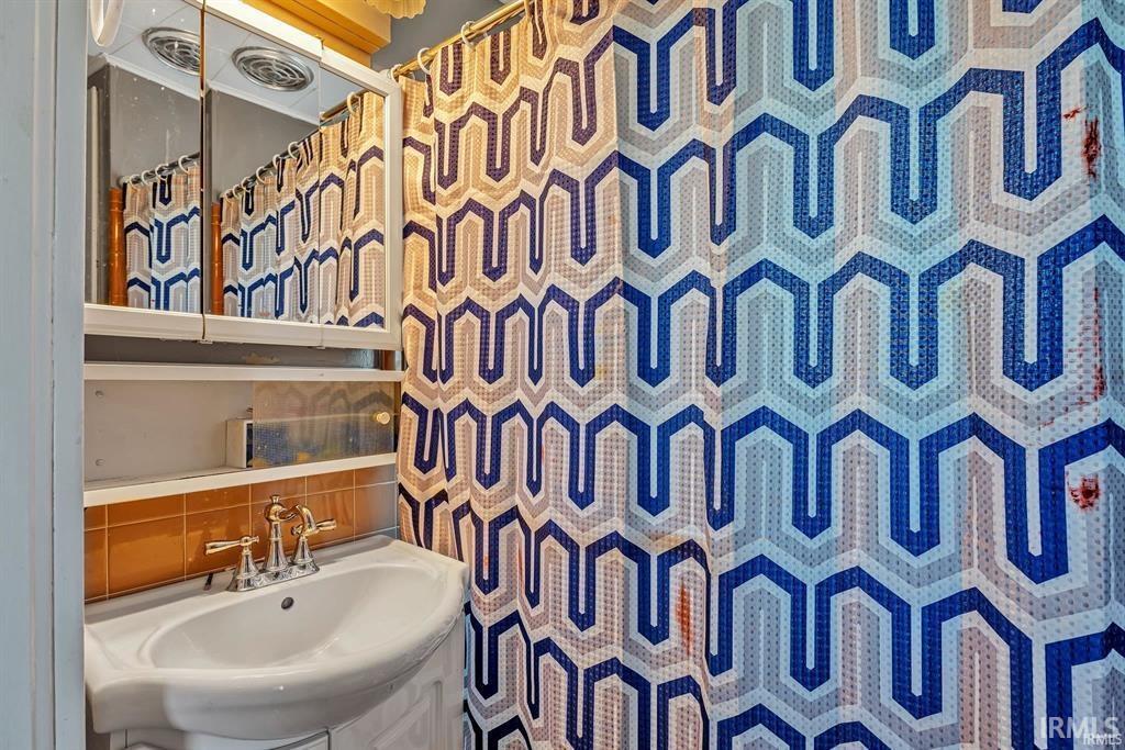 322 16th Street Bedford, IN 47421 - Photo 15 of 22