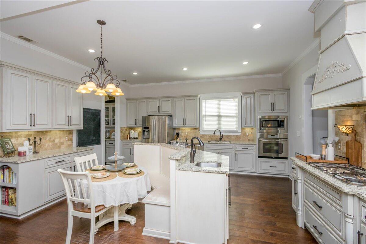 987 Mitchell Lane Evans, GA 30809 - Photo 19 of 75 19-GMDM20250928_7227