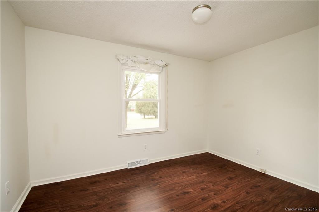 10209 Windrift Road Charlotte, NC 28215 - Photo 22 of 23 Gallery Image 22