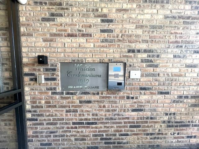 1912 Prairie Square, Unit 219 Schaumburg, IL 60173 - Photo 4 of 27