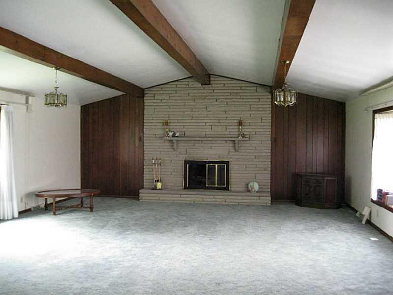 167 Broadview Road New Stanton, PA 15639 - Photo 5 of 11 Great Room. This is truly a great room! 27x21 with cathedral ceiling, beamed celing, stone, propane gas fireplace.