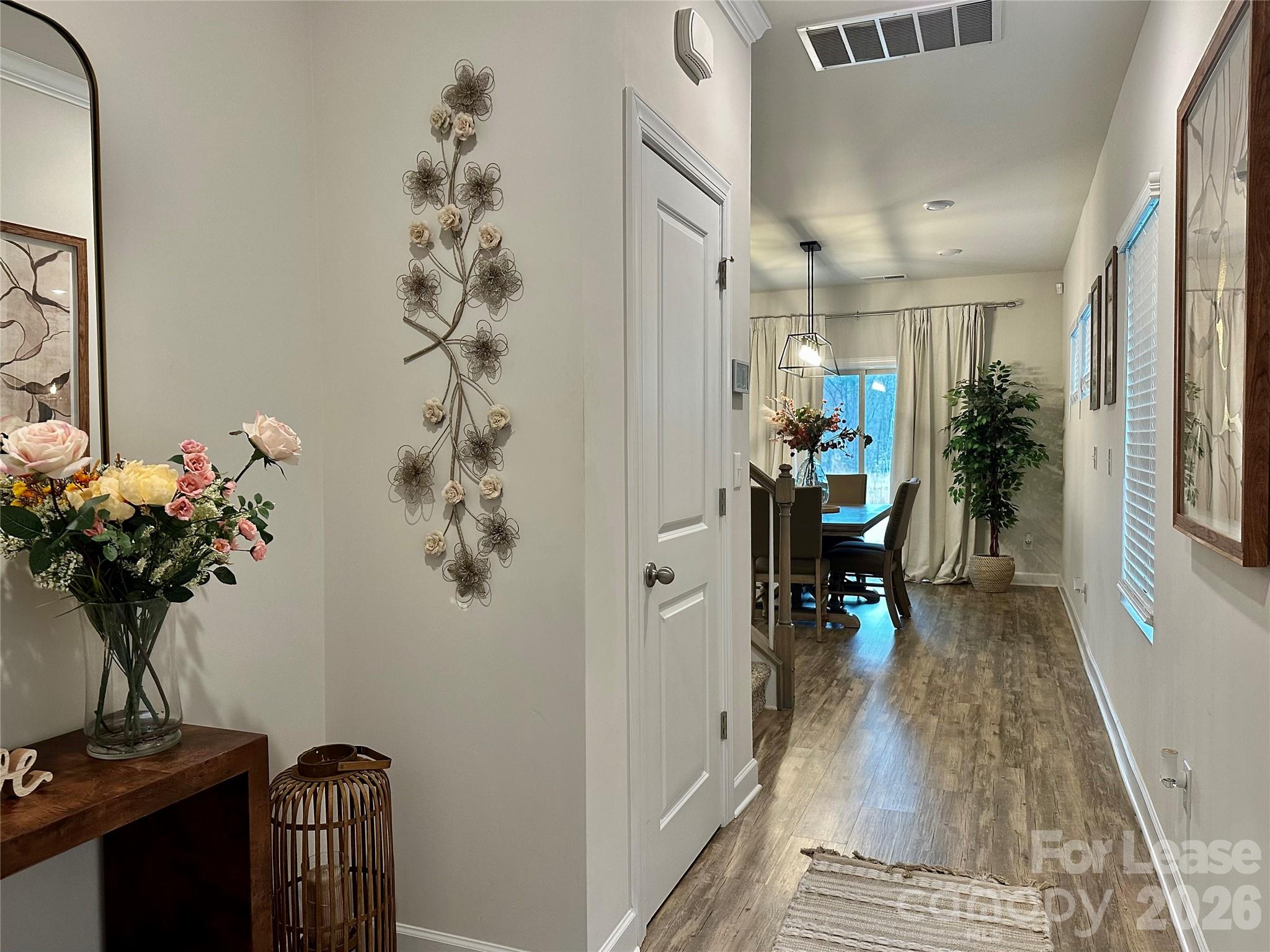 6212 Hailstone Road Charlotte, NC 28215 - Photo 4 of 42