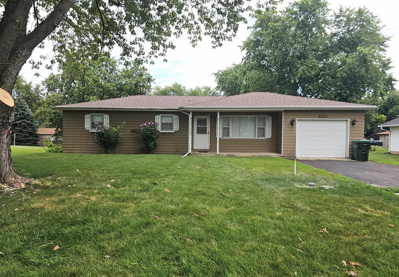 24153 South Burr Road Channahon, IL 60410 - Photo 1 of 15 Gallery Image 1