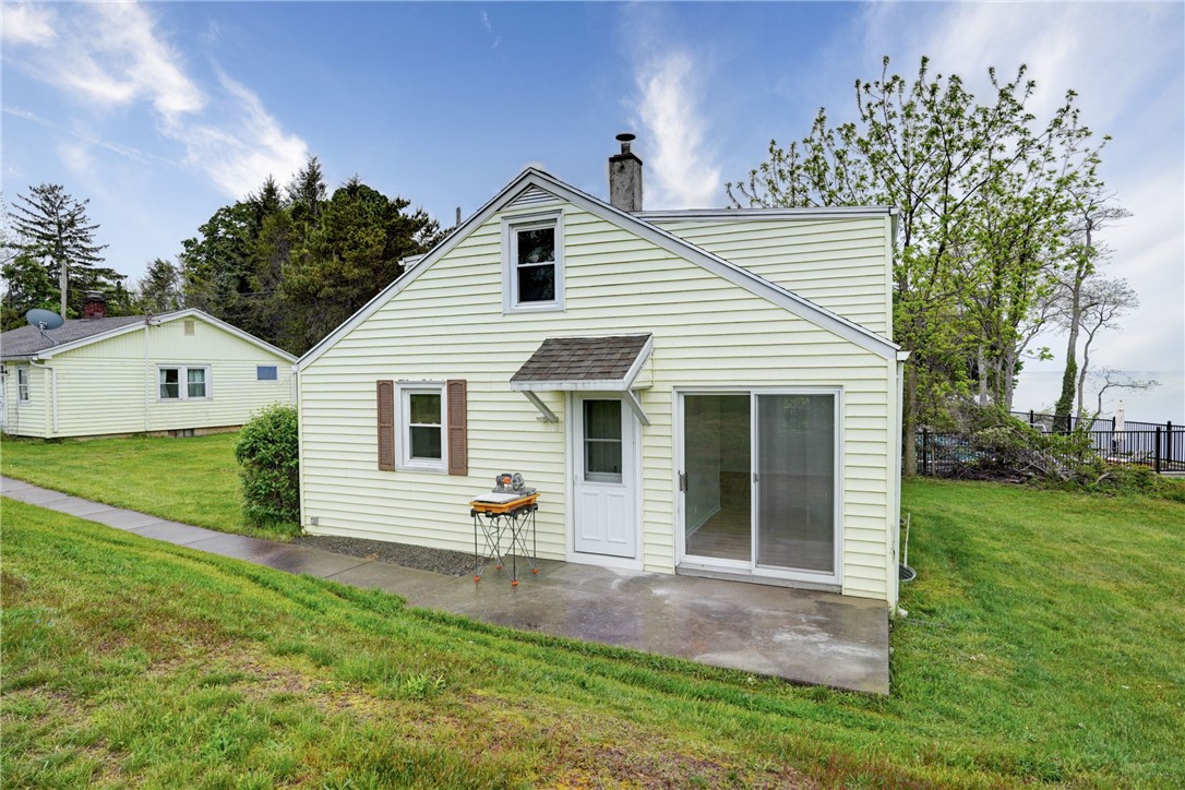 904 Lake Road Webster, NY 14580 - Photo 34 of 43