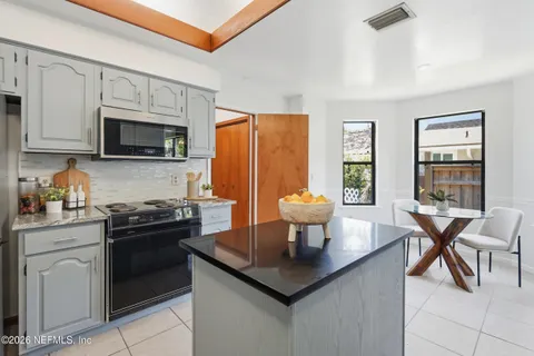 $1,100,000 | 2334 Beachcomber Trail, Atlantic Beach, FL 32233