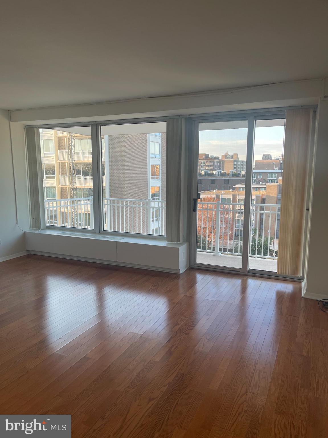 1435 4th Street Southwest, Unit B516 Washington, DC 20024 - Photo 15 of 42 Living Area