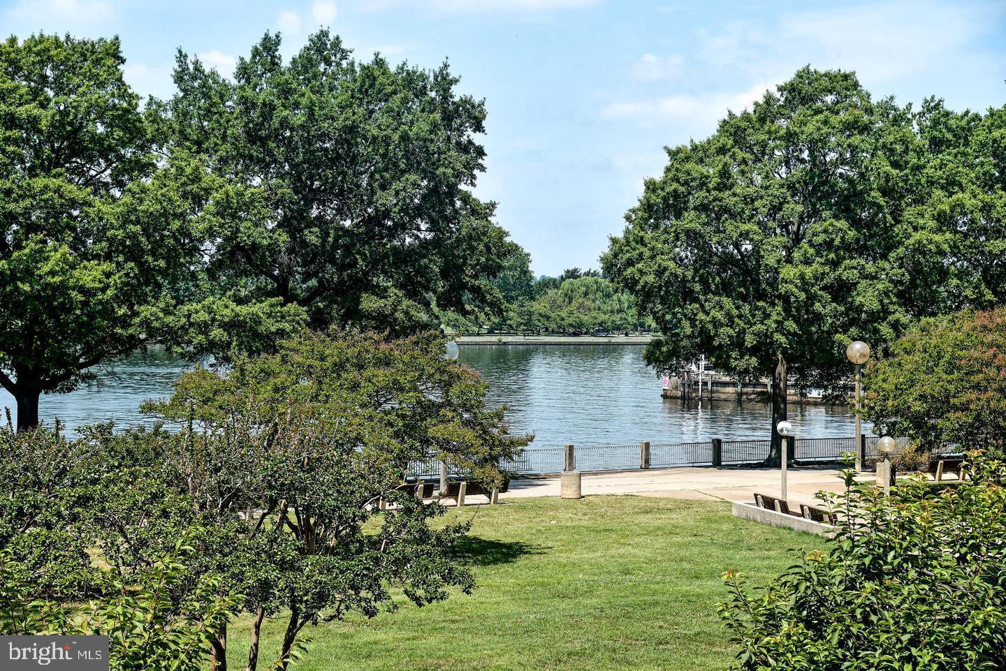 1435 4th Street Southwest, Unit B516 Washington, DC 20024 - Photo 22 of 42 Riverside Grounds