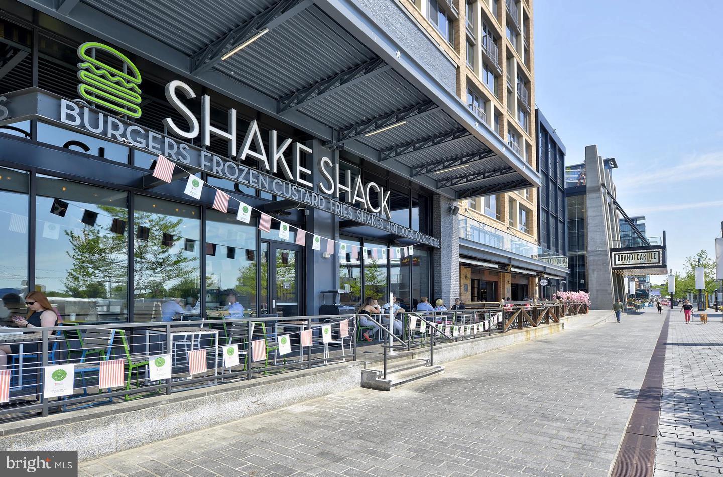 1435 4th Street Southwest, Unit B516 Washington, DC 20024 - Photo 37 of 42 Shake Shack on the Wharf