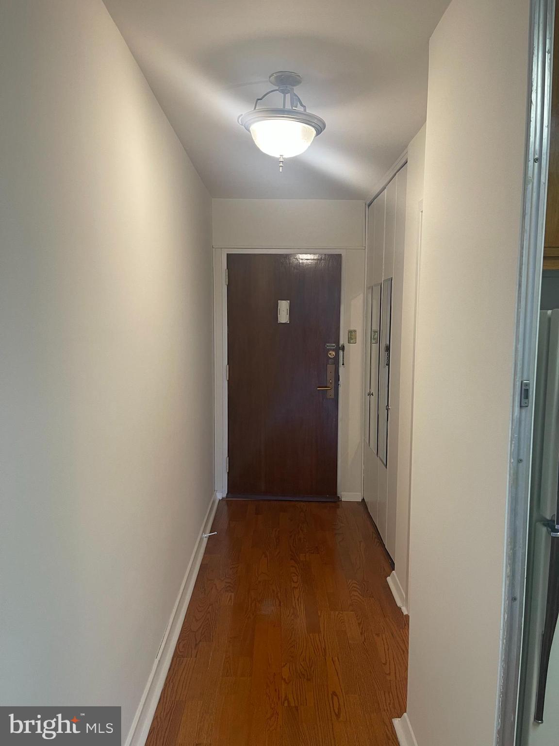 1435 4th Street Southwest, Unit B516 Washington, DC 20024 - Photo 8 of 42 Hallway