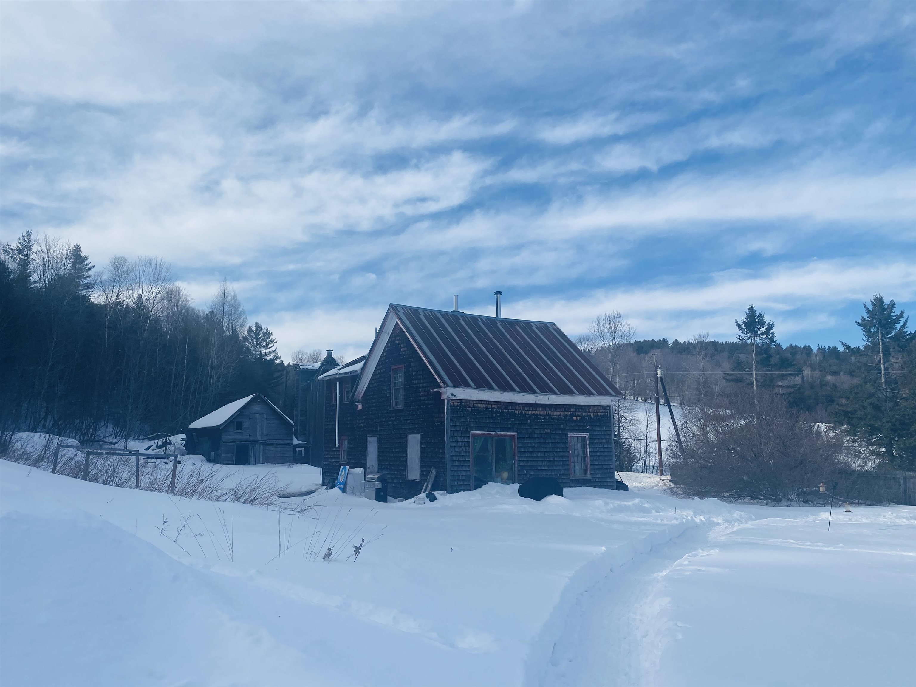 181 Shadow Lake Road Glover, VT 05839 - Photo 1 of 25