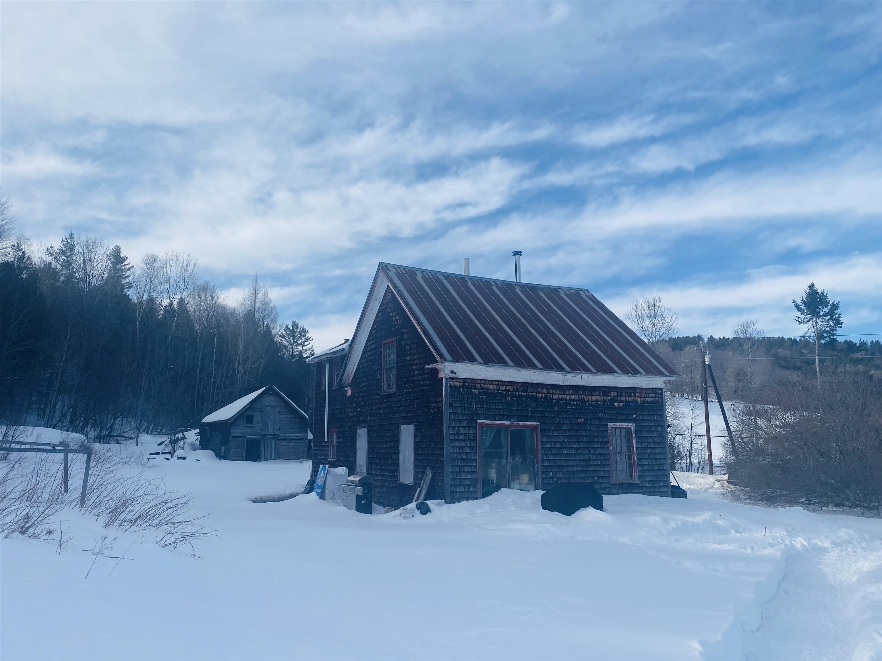 181 Shadow Lake Road Glover, VT 05839 - Photo 9 of 25