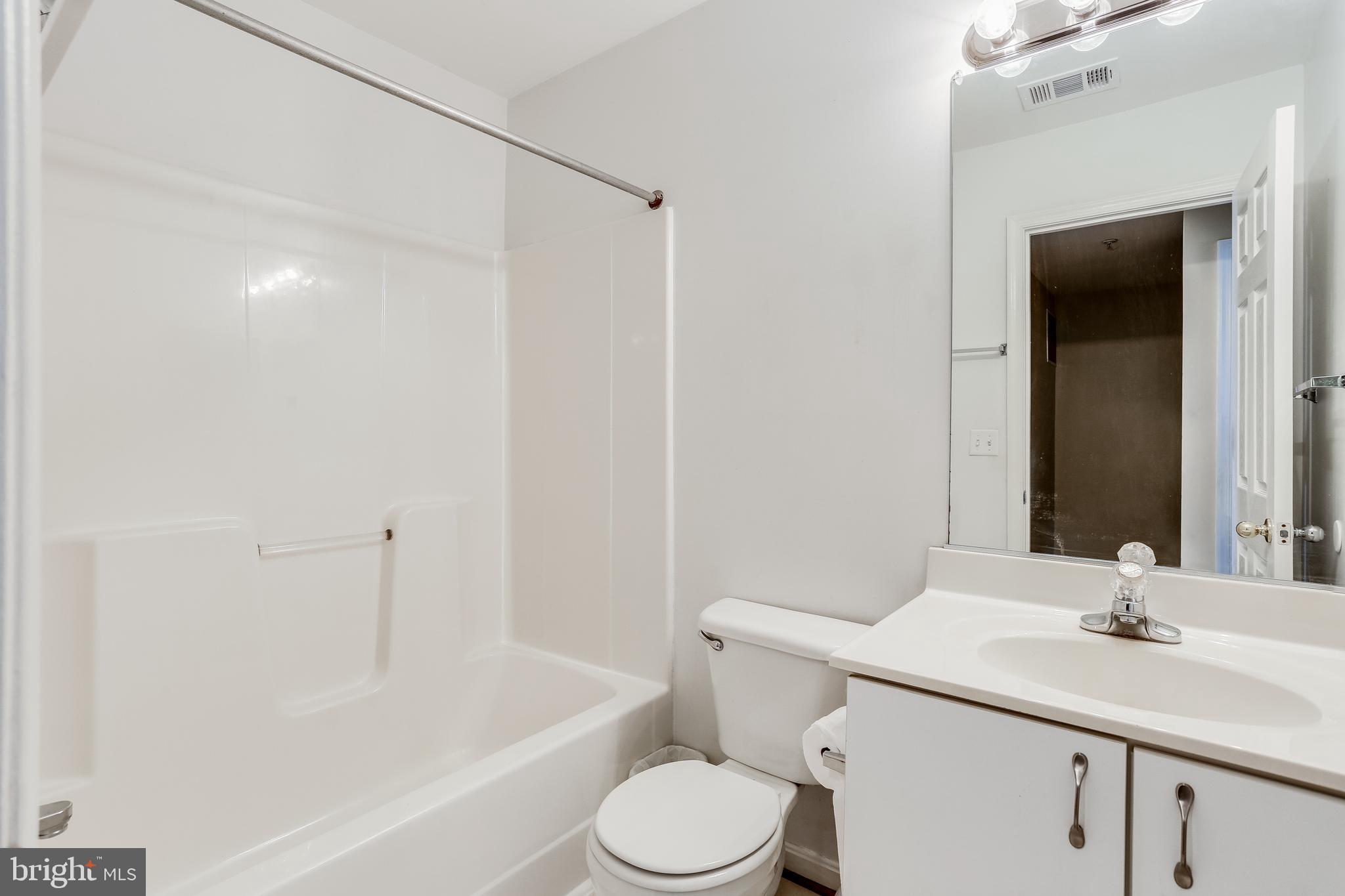 4120 Cutty Sark Road Baltimore, MD 21220 - Photo 21 of 29 Full Bath