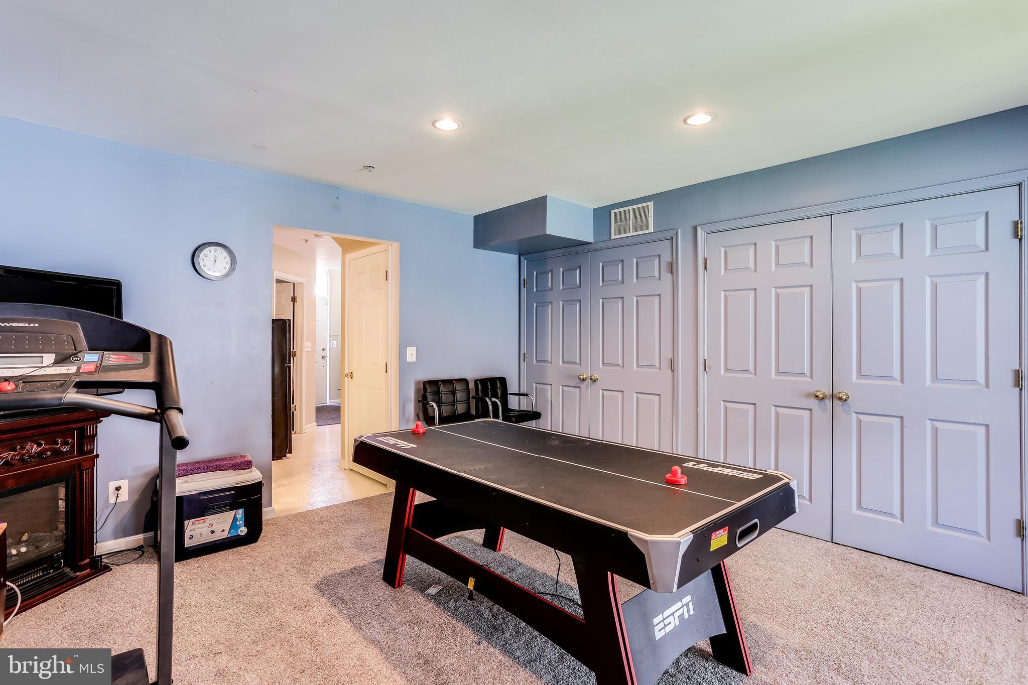 4120 Cutty Sark Road Baltimore, MD 21220 - Photo 25 of 29 LL Rec Room