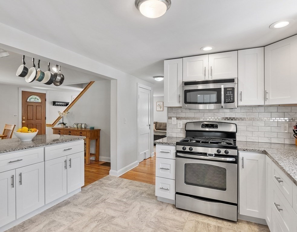 169 Tahattawan Road Littleton, MA 01460 - Photo 11 of 41 Gallery Image 11