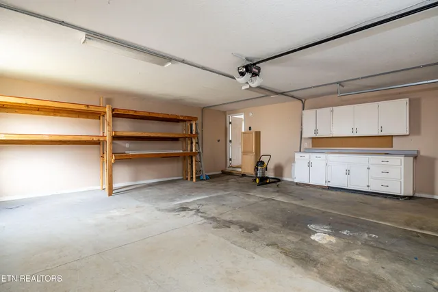 $459,900 | 6619 Ruby June Lane, Corryton, TN 37721