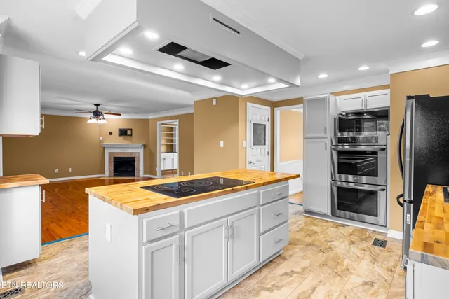 $459,900 | 6619 Ruby June Lane, Corryton, TN 37721