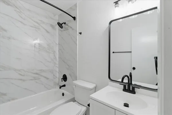 $2,400 | 4333 Thicket Drive, Garland, TX 75043