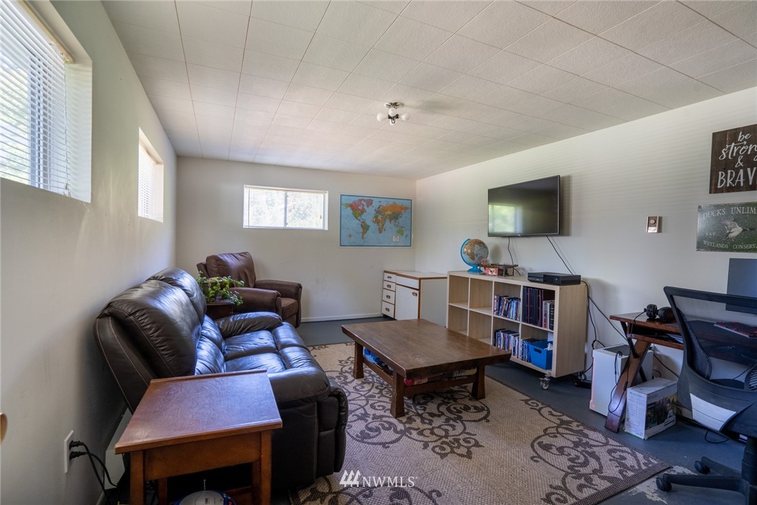 5241 Squilchuck Road Wenatchee, WA 98801 - Photo 14 of 35 Gallery Image 14
