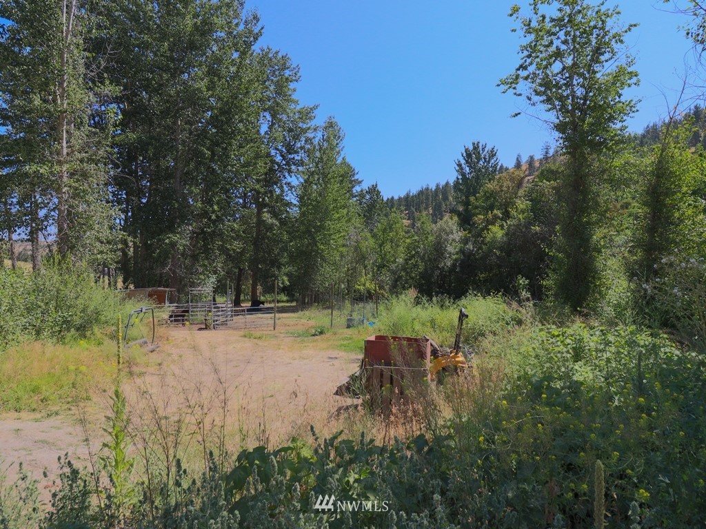 5241 Squilchuck Road Wenatchee, WA 98801 - Photo 23 of 35 Gallery Image 23