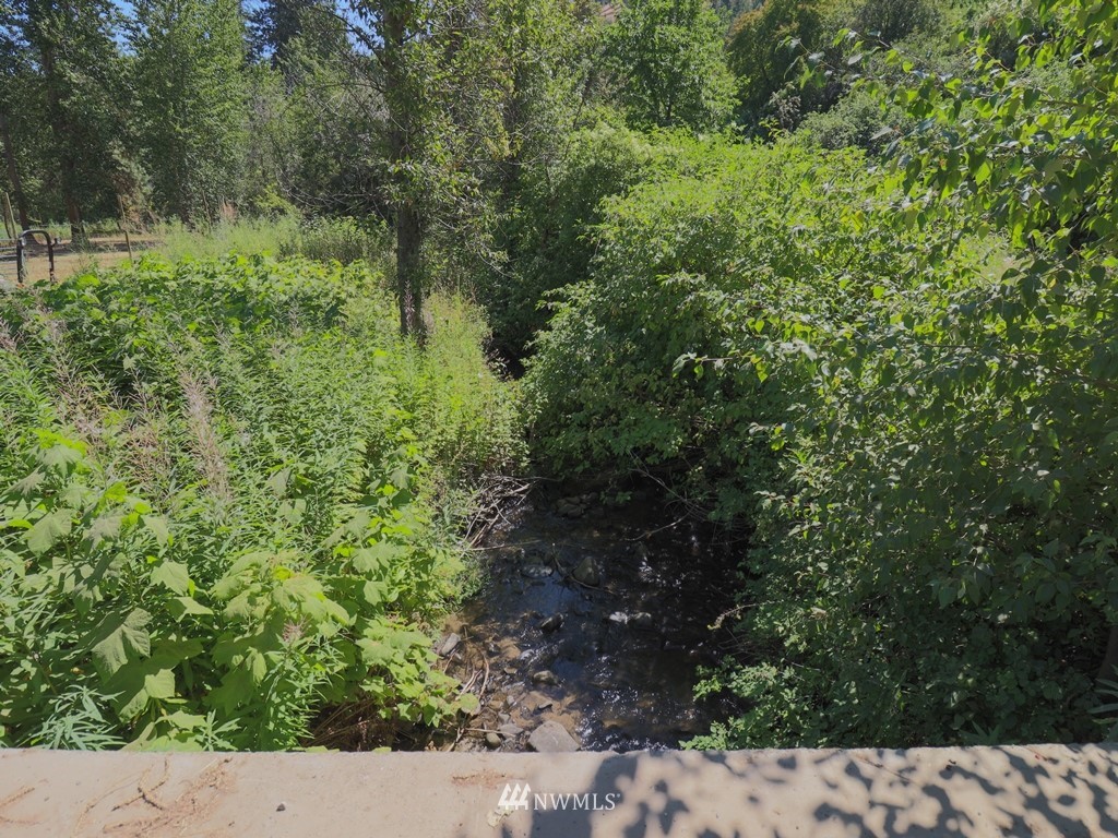 5241 Squilchuck Road Wenatchee, WA 98801 - Photo 28 of 35 Gallery Image 28