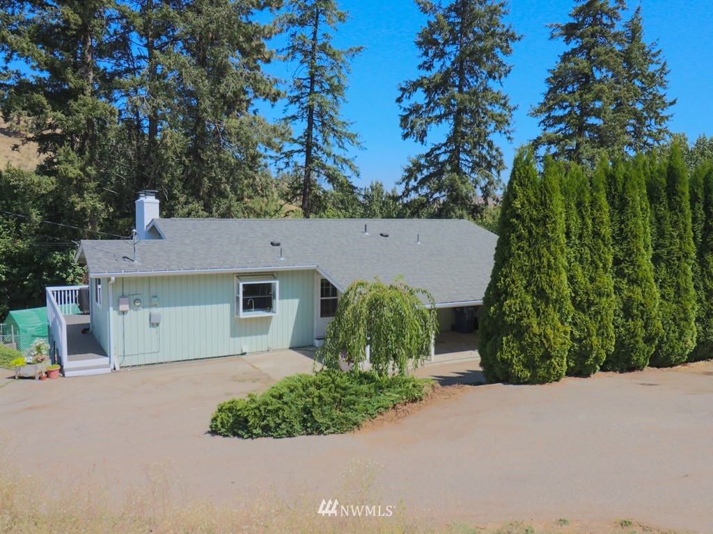 5241 Squilchuck Road Wenatchee, WA 98801 - Photo 30 of 35 Gallery Image 30